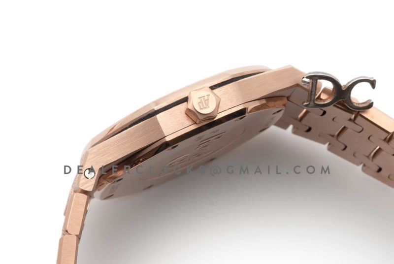 Lady Royal Oak 67650OR Black Dial in Frosted Rose Gold