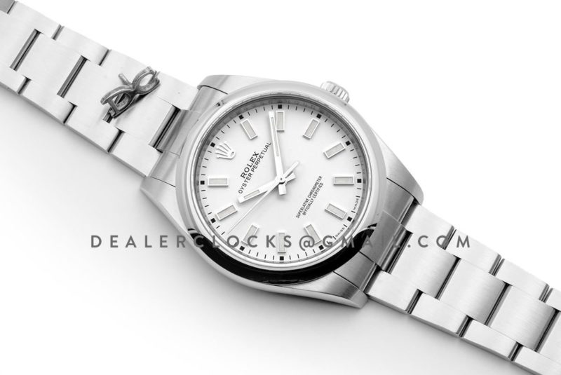 Oyster Perpetual 39mm White Dial 114301