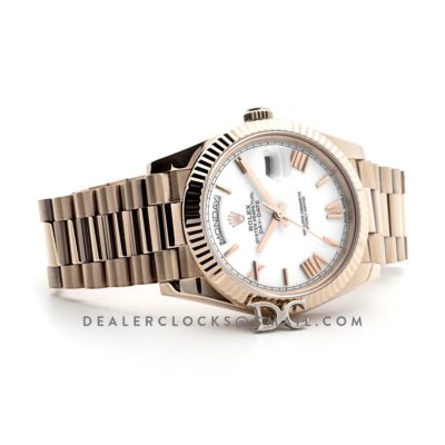 Day-Date 40 228235 White Dial in Everose Gold