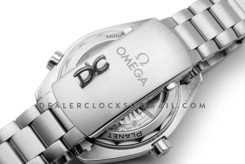 Planet Ocean 600M Omega Co-Axial Master Chronometer 43.5mm Black Dial Ref 215.30.44.21.01.001